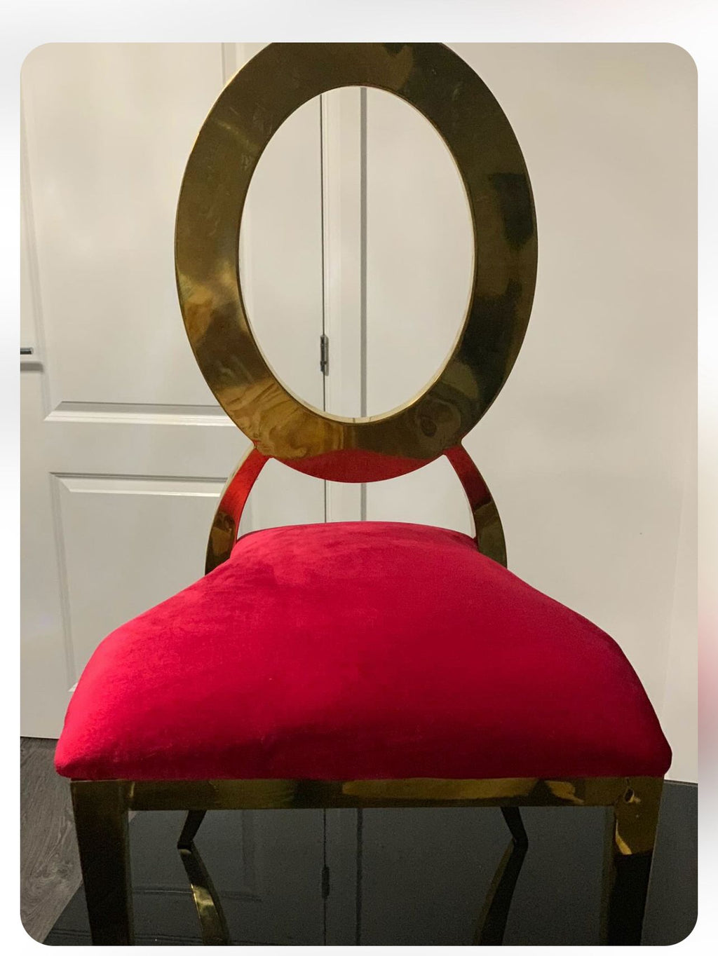 Regalia Oval Gold Back Chair